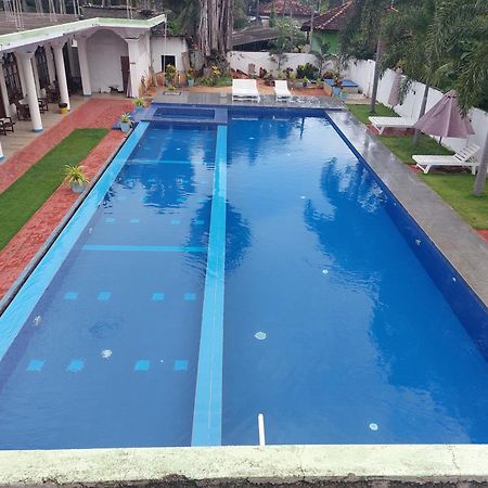 Mrd Beach Hotel Trincomalee Exterior photo